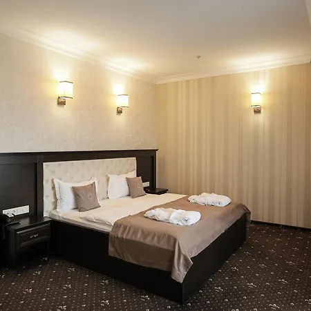 Ferdinand 4* Mukatschewo