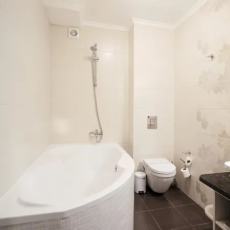 Ferdinand 4* Mukacheve